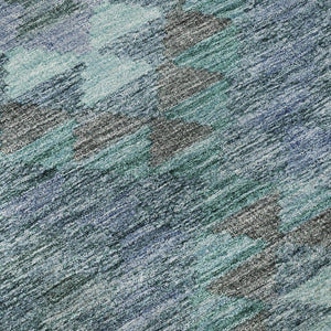 HomeRoots 8' X 8' Modern Blue & Aqua Geometric Washable Round Rug with UV Protection for Easy Care Living Spaces 691827