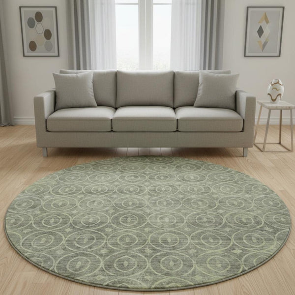 HomeRoots 8' X 8' Artichoke Green & Ivory Geometric Round Rug - Washable, UV Protected, Durable & Stylish! 691857