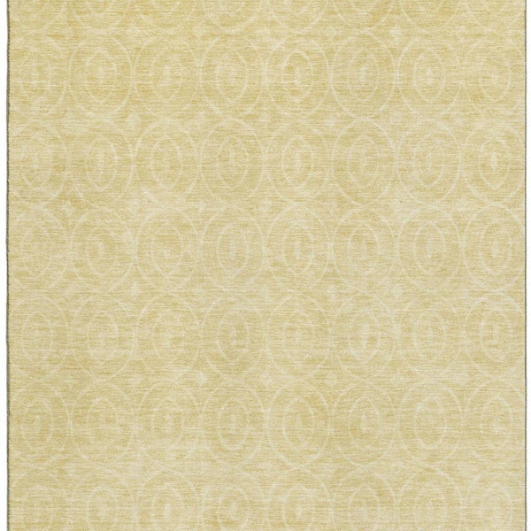 HomeRoots 5' Geometric Area Rug in Wheat & Gold - Washable, UV-Protected, Durable for High-Traffic Spaces 691910