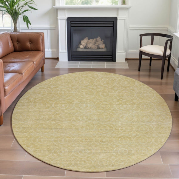 HomeRoots 8' X 8' Round Washable Rug in Wheat & Gold - Geometric Design with UV Protection & Non-Slip Backing 691911