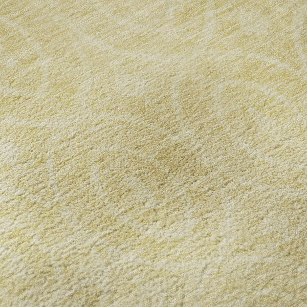 HomeRoots 8' X 8' Round Washable Rug in Wheat & Gold - Geometric Design with UV Protection & Non-Slip Backing 691911
