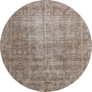 HomeRoots 8' Round Washable Oriental Rug in Brown, Beige & Taupe - UV Protection & Stain Resistant for Homes 691917