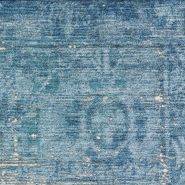 HomeRoots 5' Blue & Silver Oriental Washable Area Rug - UV Protected, Stain-Resistant, Durable for Busy Homes 691922