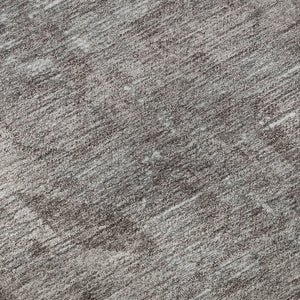 HomeRoots 8' X 8' Coffee and Silver Washable Oriental Round Rug with UV Protection for Timeless Elegance 691947