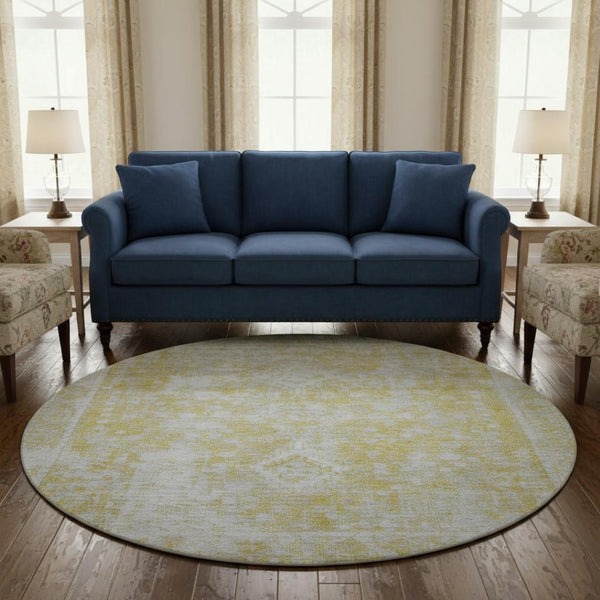 HomeRoots 8' Gold and Silver Oriental Washable Round Rug - UV Protected, Stain Resistant, Non-Slip Backing! 691995