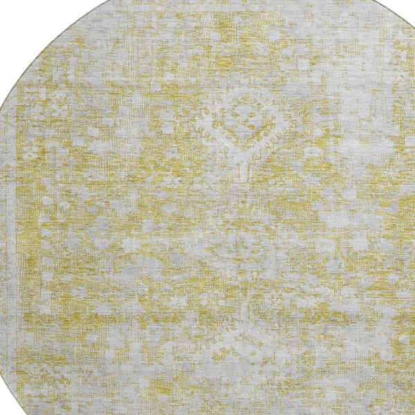HomeRoots 8' Gold and Silver Oriental Washable Round Rug - UV Protected, Stain Resistant, Non-Slip Backing! 691995