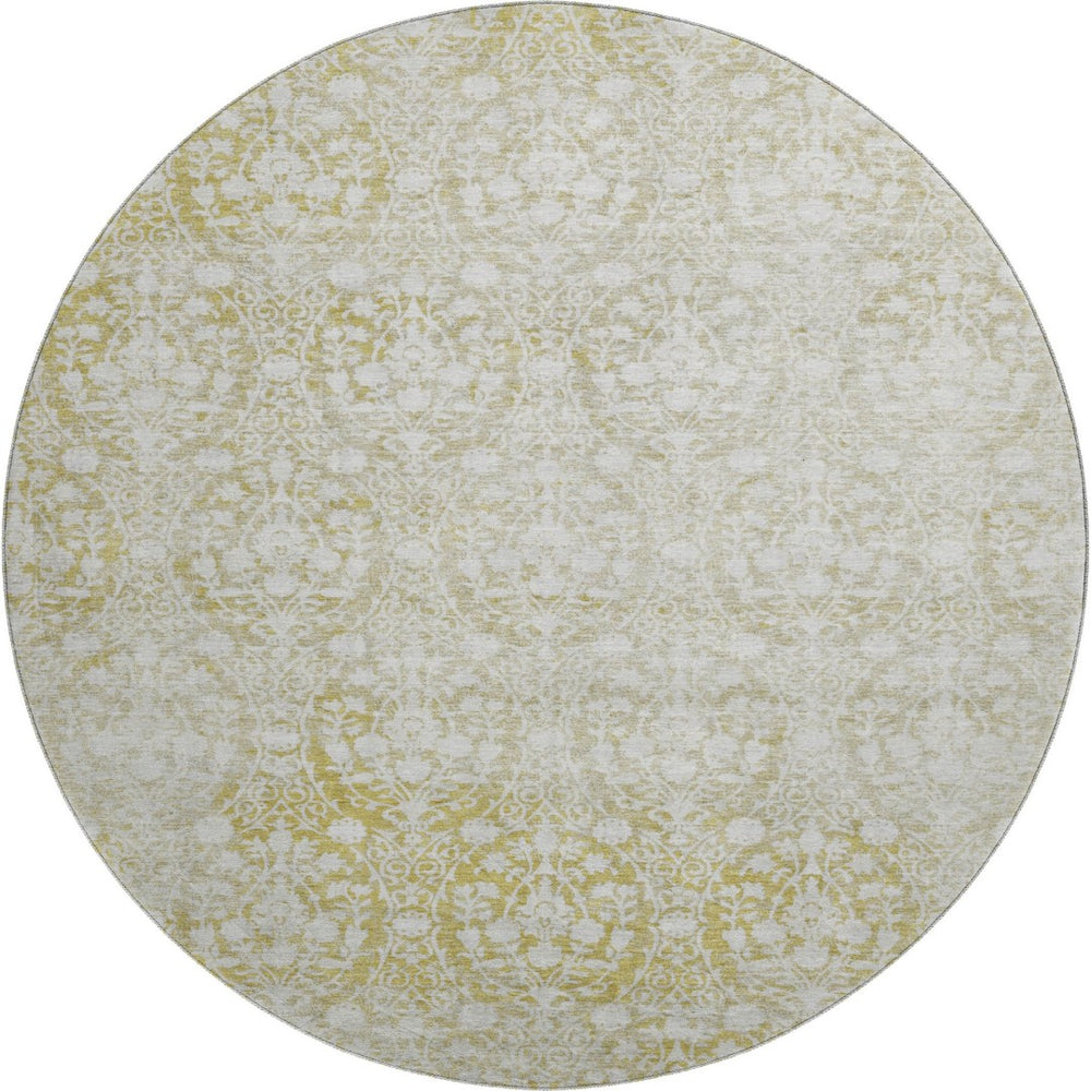 HomeRoots 8' X 8' Gold and Ivory Damask Round Rug - Washable, UV-Protected, Durable for High-Traffic Areas 692091