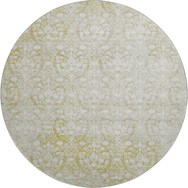 HomeRoots 8' X 8' Gold and Ivory Damask Round Rug - Washable, UV-Protected, Durable for High-Traffic Areas 692091