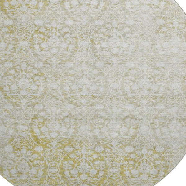 HomeRoots 8' X 8' Gold and Ivory Damask Round Rug - Washable, UV-Protected, Durable for High-Traffic Areas 692091
