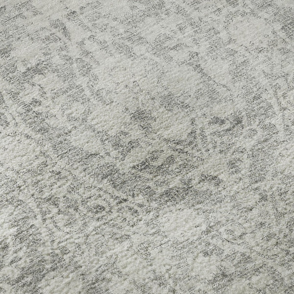HomeRoots 8' Gray and Ivory Damask Washable Round Rug with UV Protection - Durable, Stylish, and Easy Care! 692097