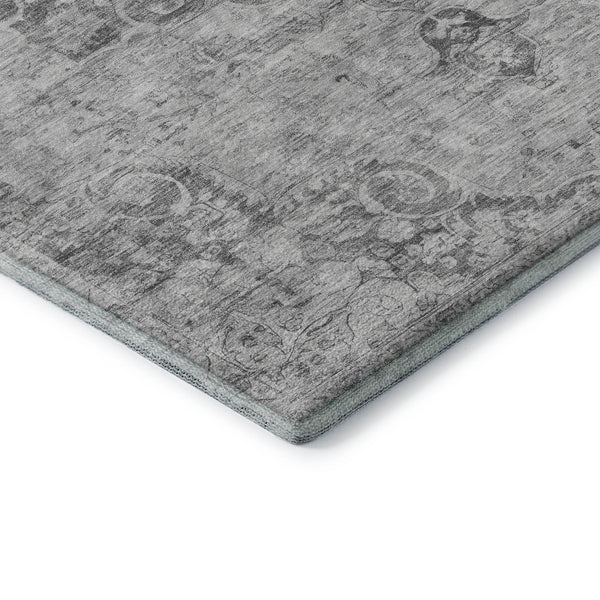 HomeRoots 8' X 8' Elegant Silver and Gray Round Oriental Rug – Washable, UV Protected, Durable for High-Traffic Areas 692331