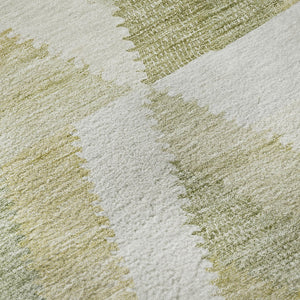 HomeRoots 8' Round Washable Rug in Artichoke Green, Ivory & Wheat – Geometric Design with UV Protection & Stain Resistance 692427