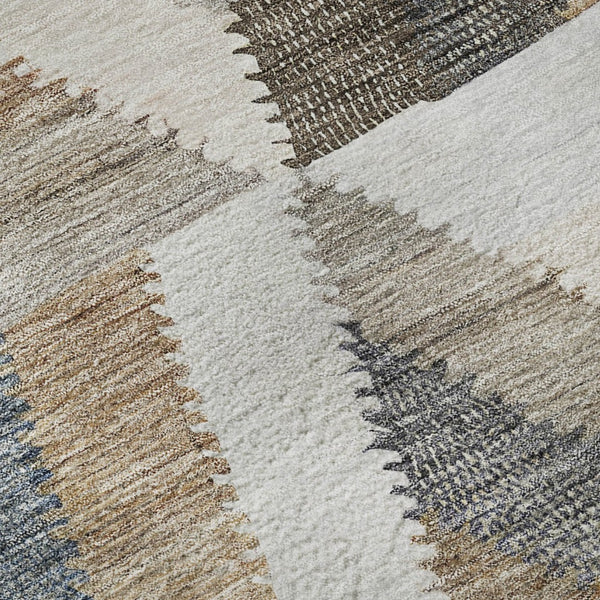 HomeRoots 8' Round Washable Rug in Brown, Ivory & Gray - Geometric Design with UV Protection & Non-Slip Backing 692433