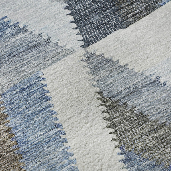 HomeRoots 8' X 8' Modern Geometric Round Rug in Blue, Silver & Gray - Durable, Washable & UV Protected Design 692439