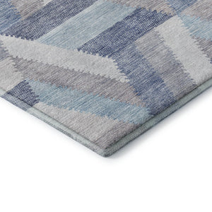 HomeRoots 8' X 8' Denim Blue Geometric Round Rug with UV Protection – Durable, Washable, & Stain-Resistant! 692451