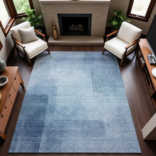HomeRoots 5' Blue and Ivory Geometric Area Rug - Washable, UV Protected, Stain Resistant for Modern Spaces 692483