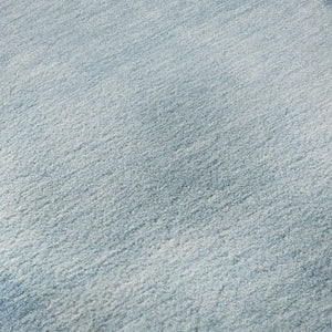 HomeRoots 5' Blue and Ivory Geometric Area Rug - Washable, UV Protected, Stain Resistant for Modern Spaces 692483