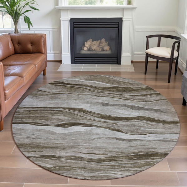 HomeRoots 8' X 8' Striped Washable Round Rug with UV Protection – Durable, Stylish, and Stain-Resistant Design 692502