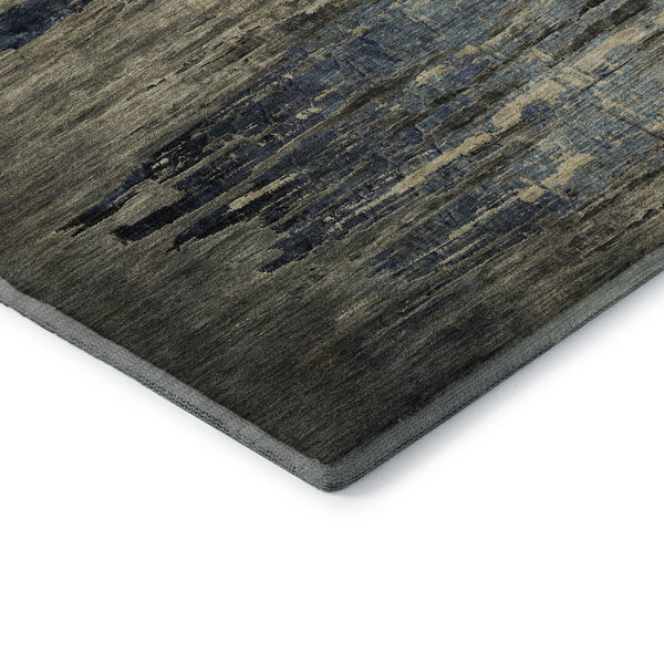 HomeRoots 8' X 8' Washable Round Rug in Coffee & Navy Blue - Durable, Stylish, UV-Protected for Everyday Living 692814