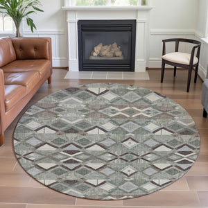 HomeRoots 8' X 8' Sage Ivory Taupe Geometric Round Rug - Washable, UV-Protected, Perfect for High-Traffic Areas 692901