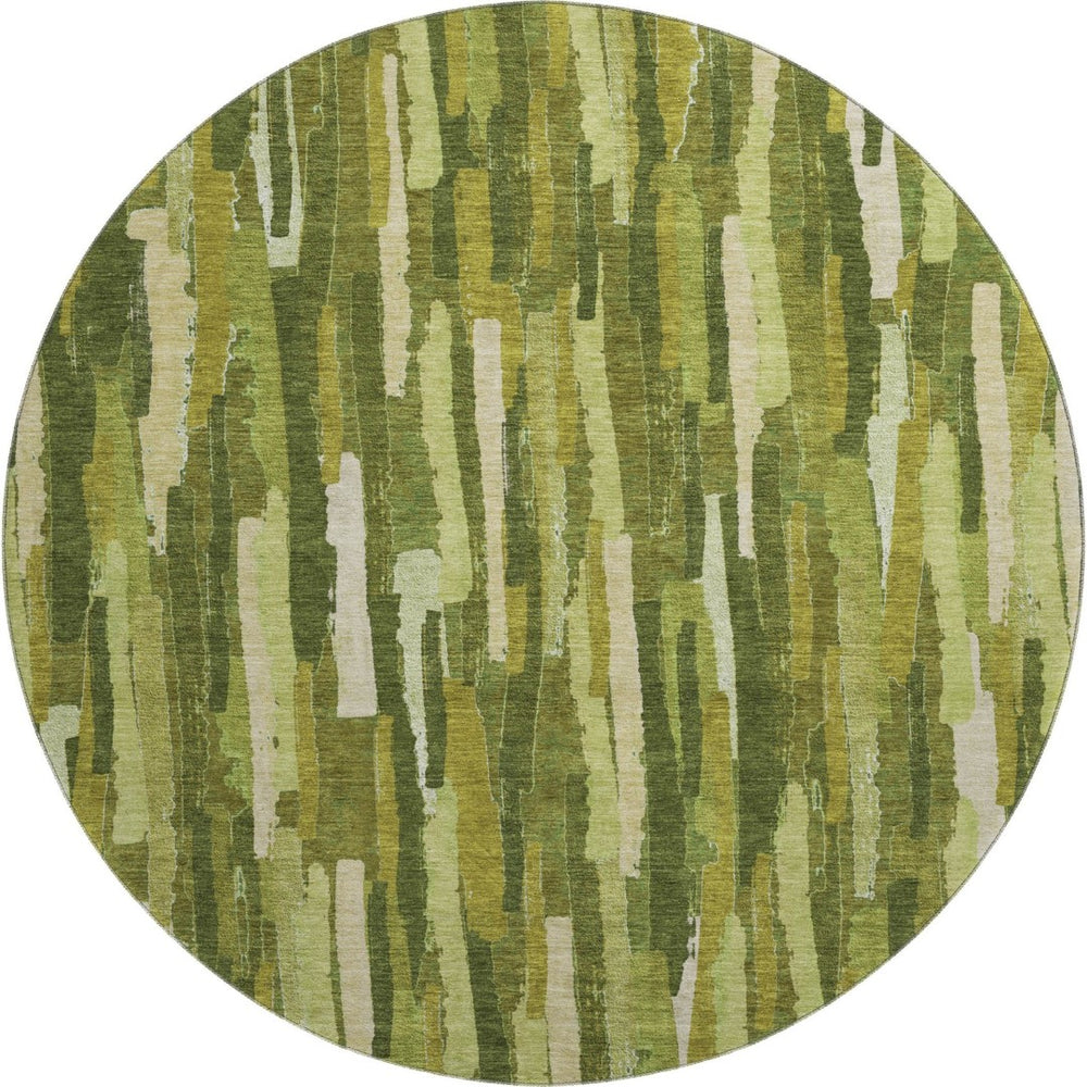 HomeRoots 8' X 8' Round Green and Ivory Striped Washable Rug - Durable, UV-Protected, Stain-Resistant Design! 692931
