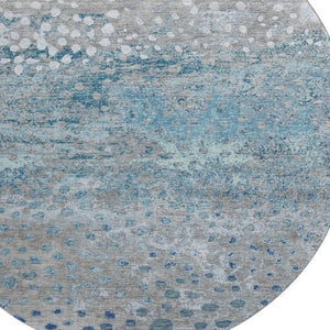 HomeRoots 8' Round Gray, Ivory & Blue Polka Dot Washable Area Rug with UV Protection – Perfect for Kids & Pets! 693249