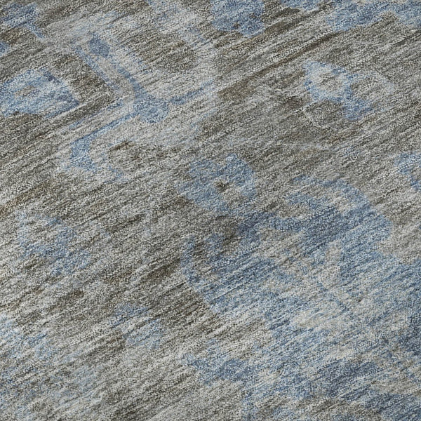 HomeRoots 8' Round Gray and Blue Floral Rug - Washable, UV-Protected, Non-Slip, Perfect for Any Room! 693297