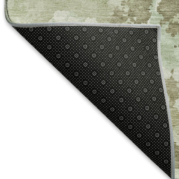HomeRoots 8' Artichoke Green Round Rug - Washable, UV-Protected, Durable, and Stylish for Modern Spaces 693327