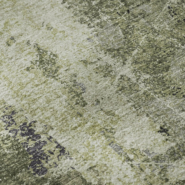 HomeRoots 8' X 8' Artichoke Green Abstract Round Rug – Stylish, Washable, UV-Protected, Modern Decor Essential! 693375