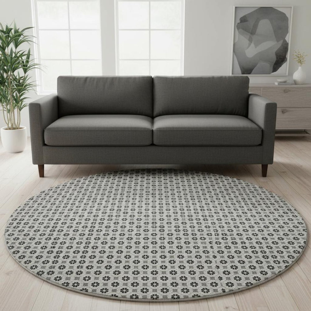 HomeRoots 8' Round Geometric Rug in Ivory, Black & Gray - Washable, Stain Resistant, UV Protected for Homes 693651