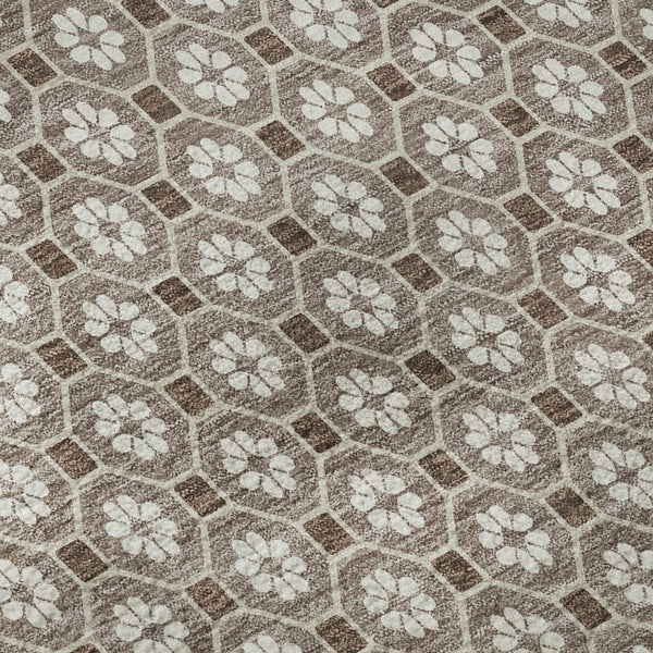 HomeRoots 8' X 8' Taupe Brown & Ivory Geometric Round Rug - Washable, UV-Protected, Durable for Indoor & Outdoor Use 693669