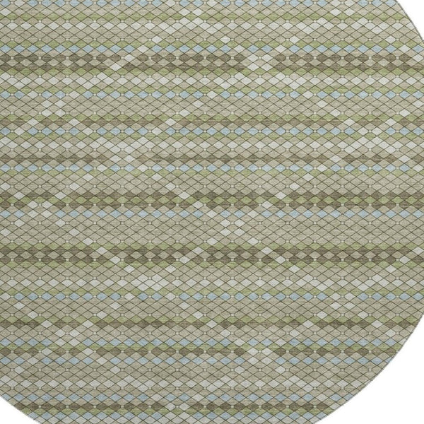 HomeRoots 8' Artichoke Green & Ivory Geometric Washable Round Rug - Durable, UV Protected, Stylish & Easy-Care 693675
