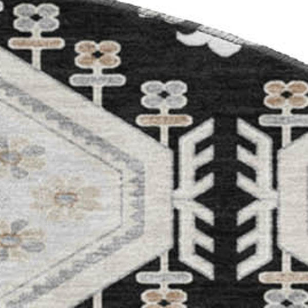 HomeRoots 8' X 8' Floral Washable Round Rug - Black, Silver & Gray with UV Protection for Busy Homes & Pets 693717