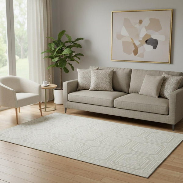 HomeRoots 5' Washable Geometric Area Rug in Beige, Ivory & Taupe - Soft, Durable, UV-Protected for All Spaces 693764