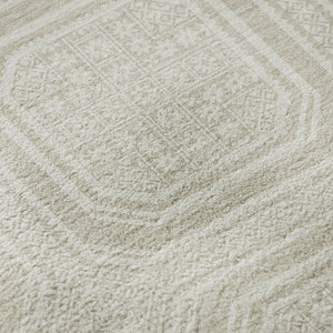 HomeRoots 8' Round Beige Ivory Taupe Geometric Washable Rug with UV Protection for Stylish Living Spaces 693765