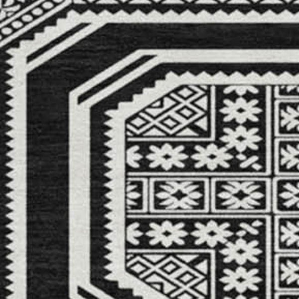 HomeRoots 8' X 8' Stylish Black, Ivory & Gray Geometric Washable Round Rug with UV Protection for Homes 693771