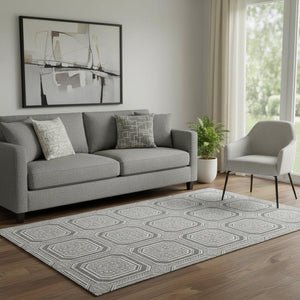HomeRoots 5' X 8' Gray and Ivory Geometric Washable Area Rug – UV Protected, Stain Resistant, Non-Slip Design 693794