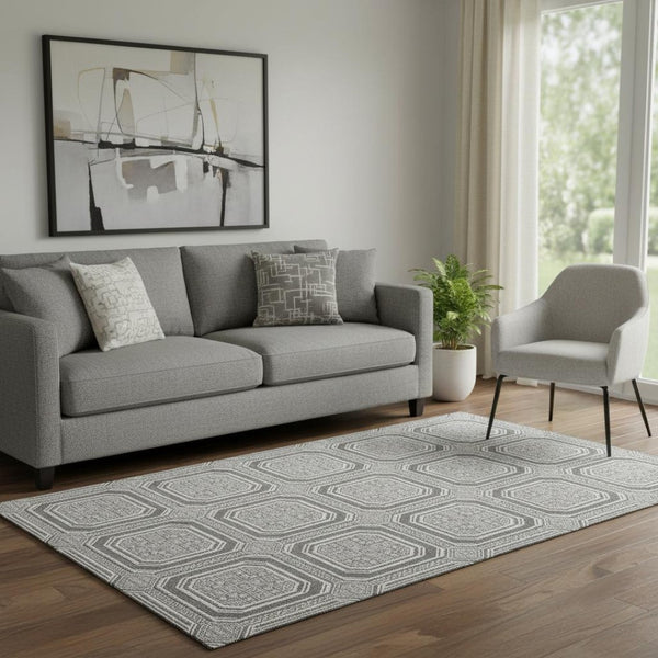 HomeRoots 5' X 8' Gray and Ivory Geometric Washable Area Rug – UV Protected, Stain Resistant, Non-Slip Design 693794
