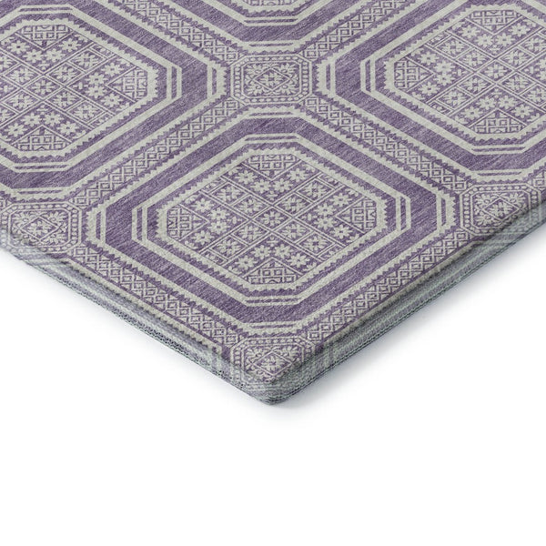 HomeRoots 8' X 8' Stylish Lavender & Ivory Geometric Round Rug - Washable, UV Protected for High-Traffic Areas 693801