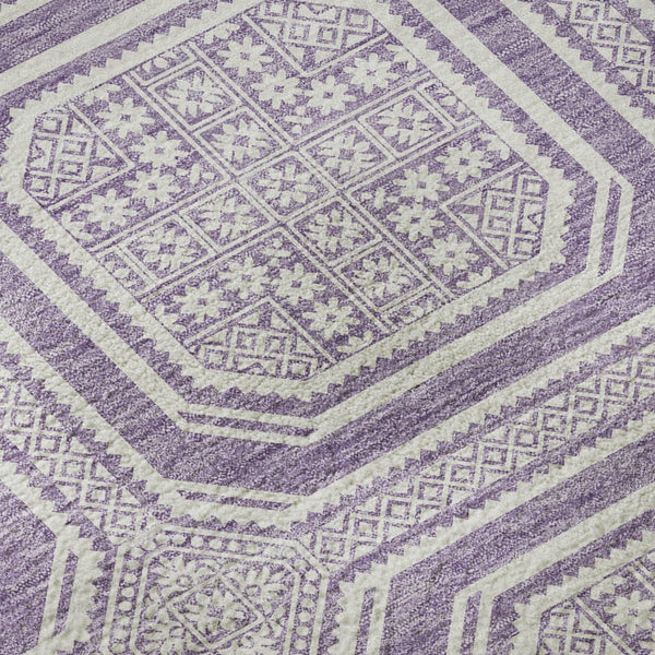 HomeRoots 8' X 8' Stylish Lavender & Ivory Geometric Round Rug - Washable, UV Protected for High-Traffic Areas 693801