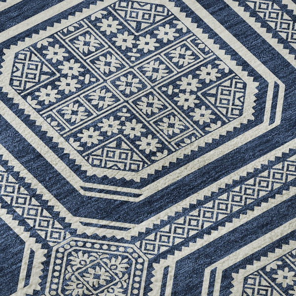 HomeRoots 8' X 8' Navy Blue & Ivory Geometric Round Rug - Washable, UV-Protected, Durable for Busy Homes 693813