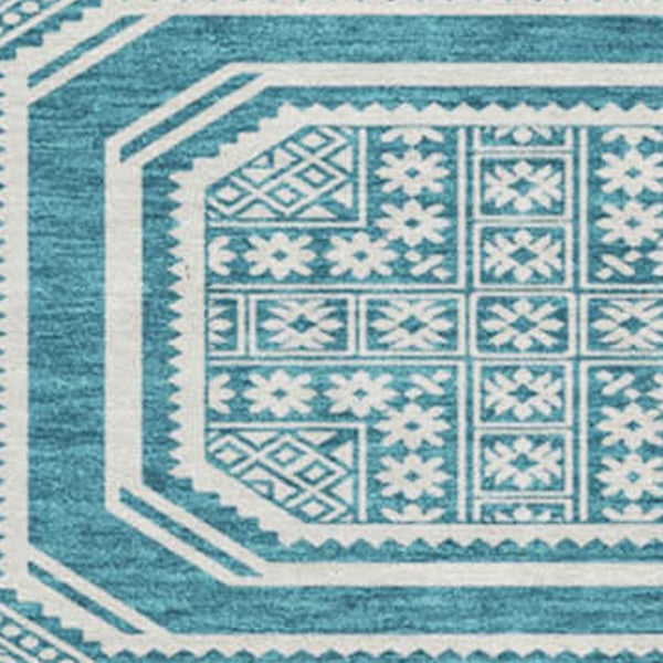 HomeRoots 8' X 8' Teal and Ivory Geometric Round Rug – Washable, UV-Protected, Modern Style for Any Space 693837