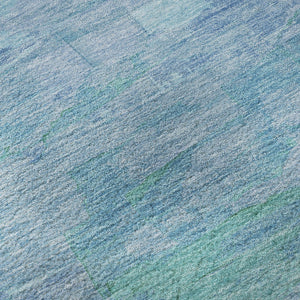 HomeRoots 8' X 8' Teal and Aqua Striped Round Rug - UV Protected, Washable, Stylish for High-Traffic Spaces 693885