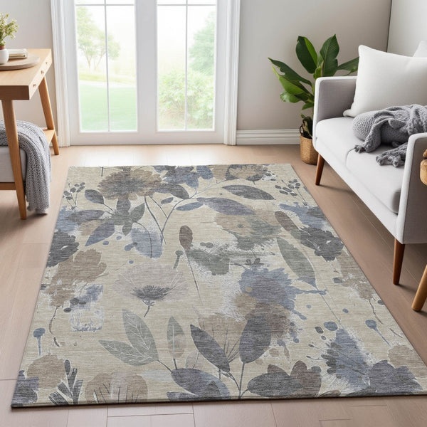 HomeRoots 5' Transitional Floral Area Rug in Beige, Gray & Ivory - Washable, UV-Protected, Non-Slip Design 694354