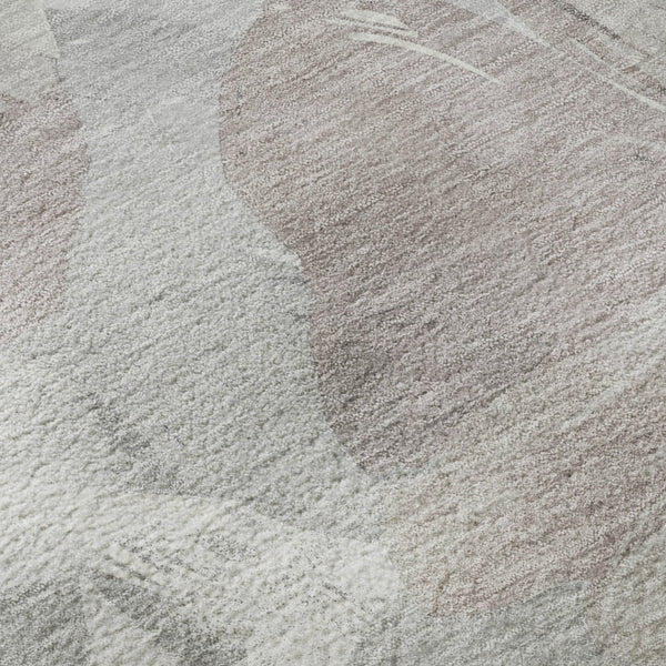 HomeRoots 8' Round Washable Floral Area Rug in Taupe, Ivory & Gray - Stain-Resistant, UV-Protected Elegance 694415