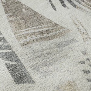 HomeRoots 8' X 8' Washable Round Rug in Linen Ivory & Gray - Durable, UV-Protected, Stylish for Any Space 694517