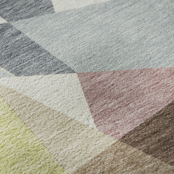 HomeRoots 8' Round Khaki Gray & Mauve Geometric Washable Rug with UV Protection for Stylish Homes & Pets 694746