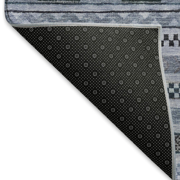 HomeRoots 5' Blue and Gray Striped Washable Area Rug with UV Protection – Durable, Stylish, and Easy Care! 695164