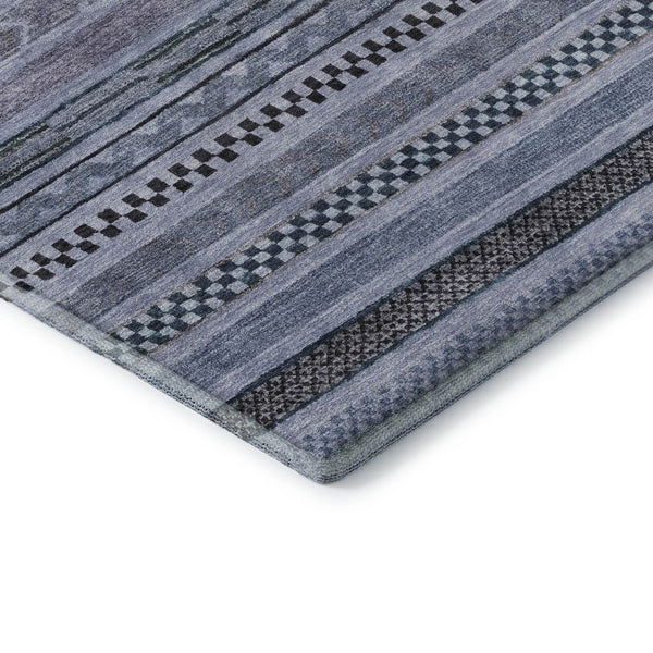 HomeRoots 5' Blue and Gray Striped Washable Area Rug with UV Protection – Durable, Stylish, and Easy Care! 695164