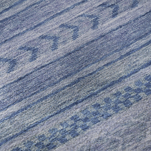 HomeRoots 8' Durable Denim Blue & Gray Striped Round Rug - Washable, UV-Protected, Ideal for Busy Homes! 695183